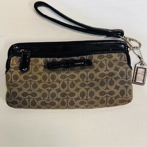 Vintage Coach Signature Brown and Black Wristlet